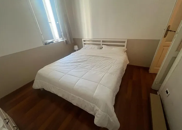 De Amicis * バーリ